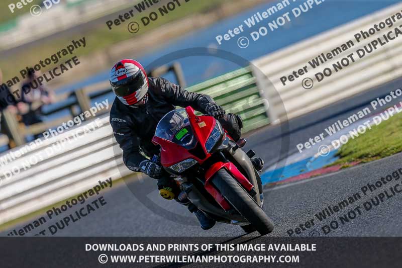 PJM Wedding Photography;enduro digital images;event digital images;eventdigitalimages;mallory park;mallory park photographs;mallory park trackday;mallory park trackday photographs;no limits trackdays;peter wileman photography;racing digital images;trackday digital images;trackday photos